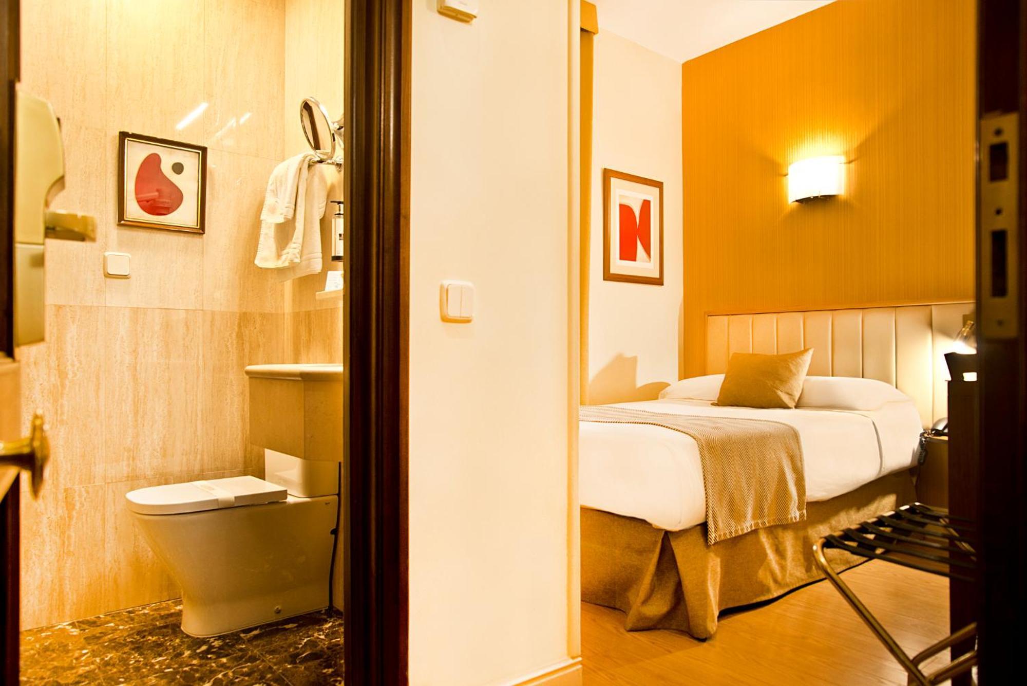 Single Room,1676728730:JPEG
